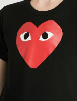 Comme Des Garçons Play Middle Heart-print Cotton-jersey T-shirt 14 Comme Des Garçons Play Middle Heart-print Cotton-jersey T-shirt -VogueVibe Store 143 2000022 P1T111 BLACK ALT04