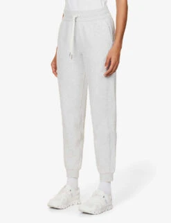 Lululemon Scuba Mid-rise Cotton-blend Jogging Bottoms 9 Lululemon Scuba Mid-rise Cotton-blend Jogging Bottoms -VogueVibe Store R03911399 HEATHCOREULTLITGREY ALT02