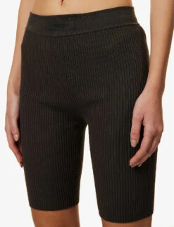 ESSENTIALS Logo-tab Ribbed Woven Shorts 11 ESSENTIALS Logo-tab Ribbed Woven Shorts -VogueVibe Store R04111040 OFFBLACK ALT04