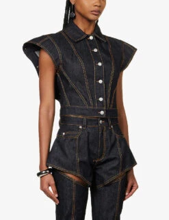 Alexander McQueen Contrast-stitching Sleeveless Denim Jacket -VogueVibe Store R04136232 DARKRINSED ALT02