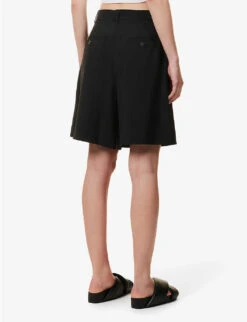Weekend Max Mara Belbo Pleated Mid-rise Regular-fit Wool Shorts -VogueVibe Store R04151218 BLACK ALT03