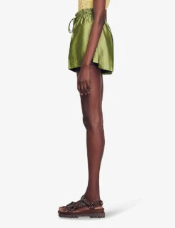 Sandro Egypte Elasticated-waist Wide-leg Satin Shorts 9 Sandro Egypte Elasticated-waist Wide-leg Satin Shorts -VogueVibe Store R04197731 VERTS ALT02